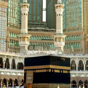 Super Deluxe Umrah Package